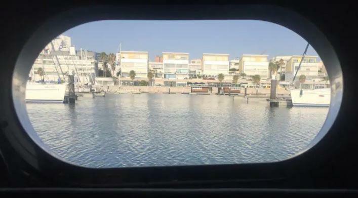 Beautiful And Magnific Yacht Hotel ลิสบอน ภายนอก รูปภาพ